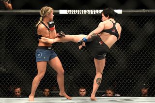 Jessica Rose Clark feet photo 17