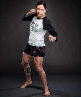 Jessica Rose Clark feet photo 9
