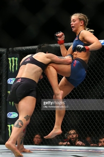 Jessica Rose Clark feet photo 8