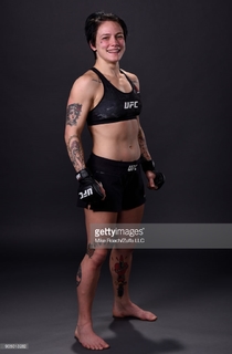 Jessica Rose Clark feet photo 7