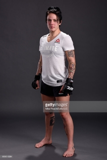 Jessica Rose Clark feet photo 6