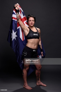 Jessica Rose Clark feet photo 3