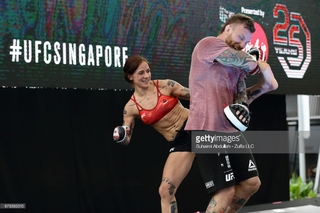 Jessica Rose Clark feet photo 17