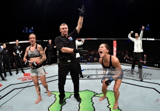 Jessica Rose Clark feet photo 8