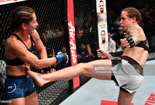Jessica Rose Clark feet photo 6
