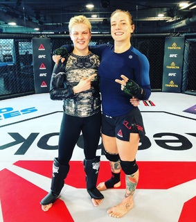 Jessica Rose Clark feet photo 11
