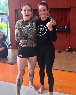 Jessica Rose Clark feet photo 19