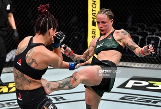 Jessica Rose Clark feet photo 17