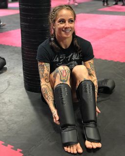 Jessica Rose Clark feet photo 11