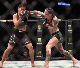 Jessica Rose Clark feet photo 11