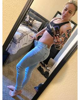 Jessica Rose Clark feet photo 17