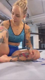 Jessica Rose Clark feet photo 18