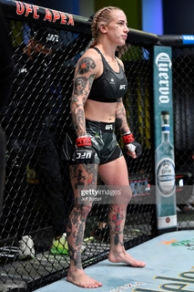 Jessica Rose Clark feet photo 17