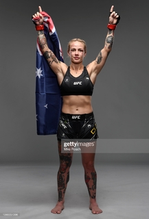 Jessica Rose Clark feet photo 8