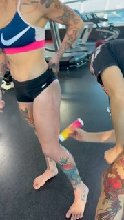 Jessica Rose Clark feet photo 4