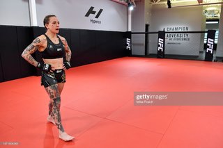 Jessica Rose Clark feet photo 13