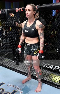 Jessica Rose Clark feet photo 12