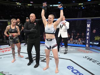 Jessica Rose Clark feet photo 12