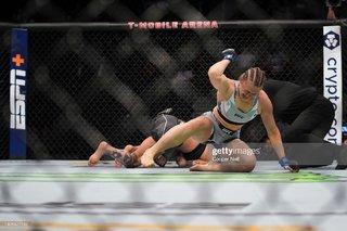 Jessica Rose Clark feet photo 10
