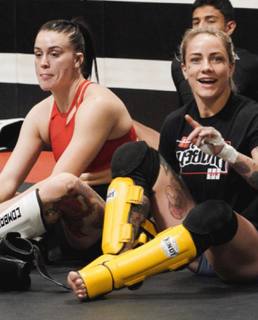 Jessica Rose Clark feet photo 4
