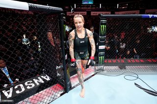 Jessica Rose Clark feet photo 12