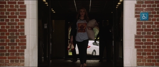 Jessica Rothe feet photo thumbnail