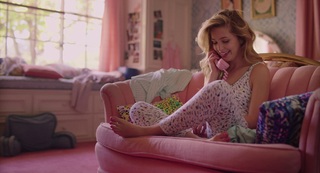 Jessica Rothe feet photo thumbnail