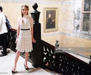 Jessica Rothe feet photo thumbnail