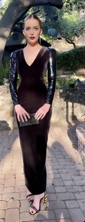 Jessica Rothe feet photo thumbnail