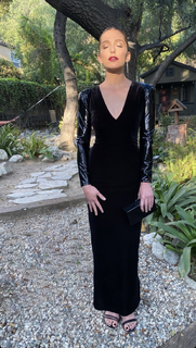 Jessica Rothe feet photo thumbnail