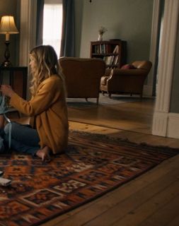 Jessica Rothe feet photo 9