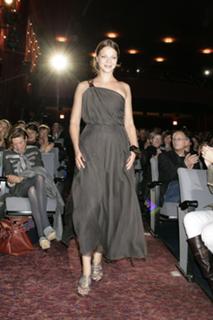 Jessica Schwarz feet photo thumbnail