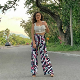 Jessica Segura feet photo 16