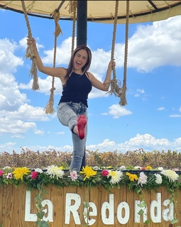 Jessica Segura feet photo 19