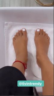 Jessica Segura feet photo 3
