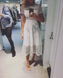 Jessica Serfaty feet photo thumbnail