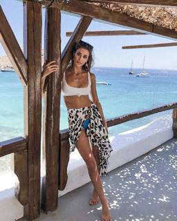 Jessica Serfaty feet photo thumbnail