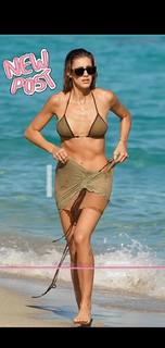 Jessica Serfaty feet photo thumbnail