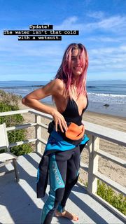 Jessica Serfaty feet photo thumbnail