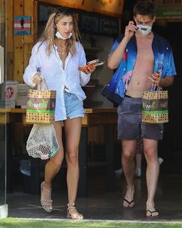 Jessica Serfaty feet photo thumbnail