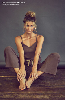 Jessica Serfaty feet photo thumbnail