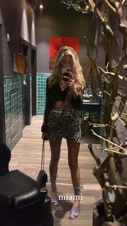 Jessica Serfaty feet photo thumbnail