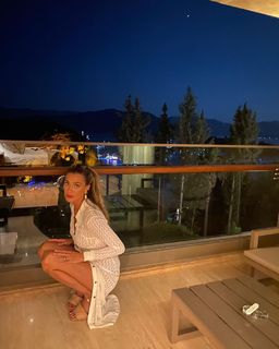 Jessica Serfaty feet photo thumbnail