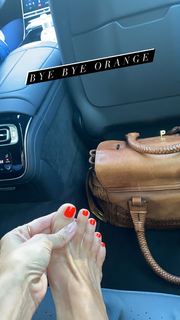 Jessica Serfaty feet photo thumbnail