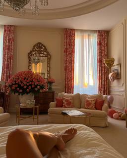 Jessica Serfaty feet photo thumbnail