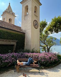 Jessica Serfaty feet photo thumbnail