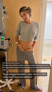 Jessica Serfaty feet photo thumbnail