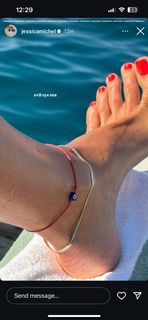 Jessica Serfaty feet photo thumbnail