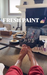 Jessica Serfaty feet photo thumbnail