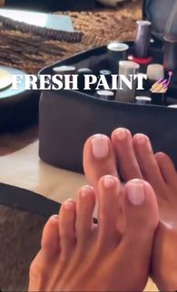 Jessica Serfaty feet photo thumbnail